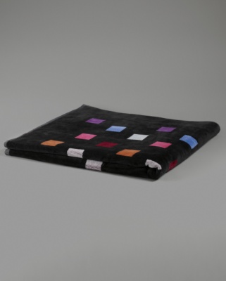 Illo Beach Towel