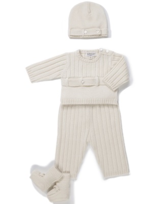 Cream Sweater Ensemble