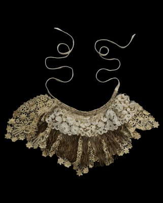 Antique Lace Neckpiece