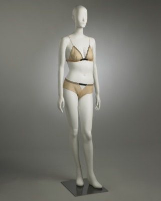 Nude R-Entry Panties