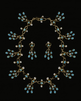 Turquoise and Pearl Set