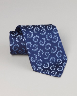 Blue Fanned Flowers Tie