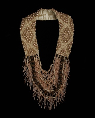 Pearl Antique Collar