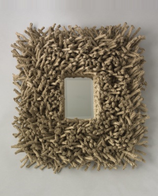 Tacvu Mirror