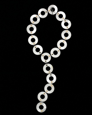 White Nacre Button Necklace