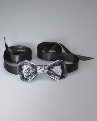 Greta Garbo Bow